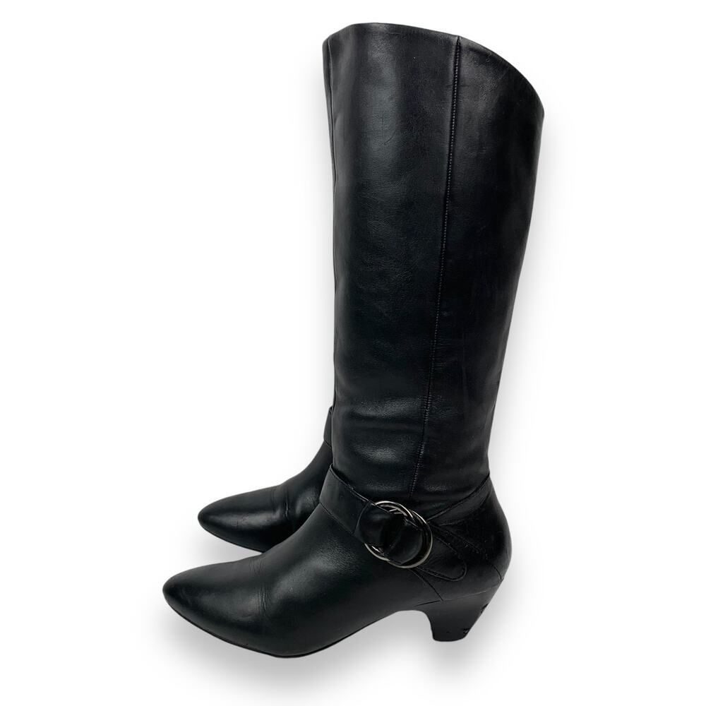 2000's MARC FISHER tall black leather boots with silver ring and low heels - Picture 12 of 12